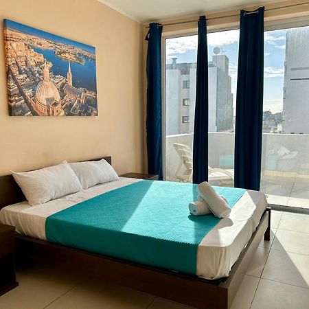 Malta Paradise Central Accomodation Hotel Saint Julian's Ngoại thất bức ảnh