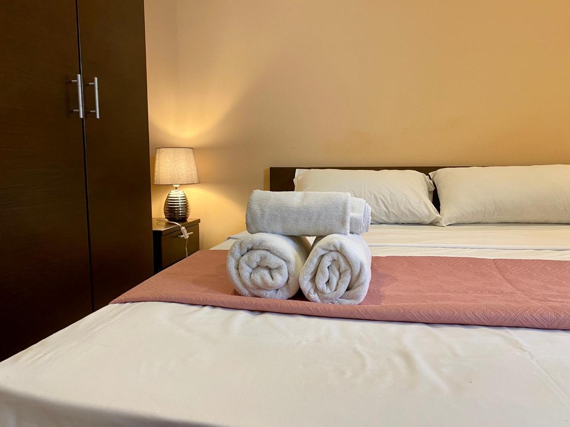 Malta Paradise Central Accomodation Hotel Saint Julian's Ngoại thất bức ảnh
